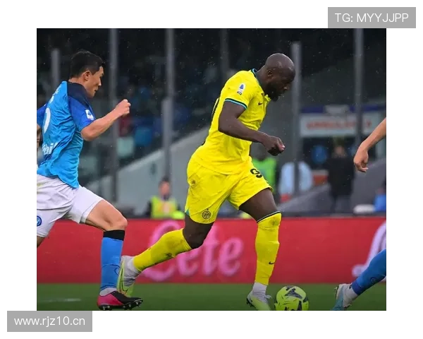 卢卡库明日回那不勒斯训练中心